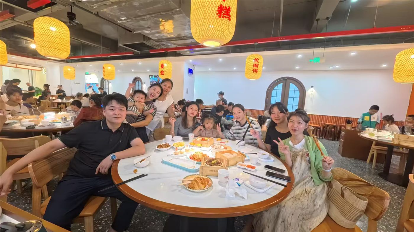 山海口腔照片墙